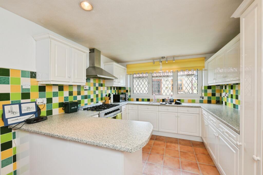 The Croft, Broxbourne photo 3