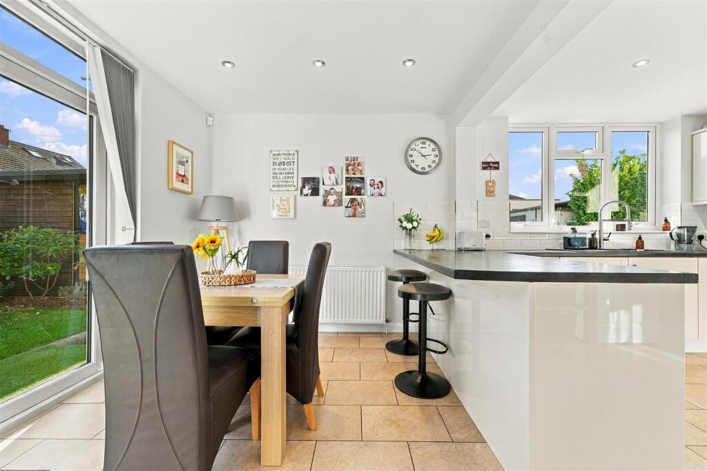 House in Bristol, Goosegreen, Frampton Cotterell - View 4
