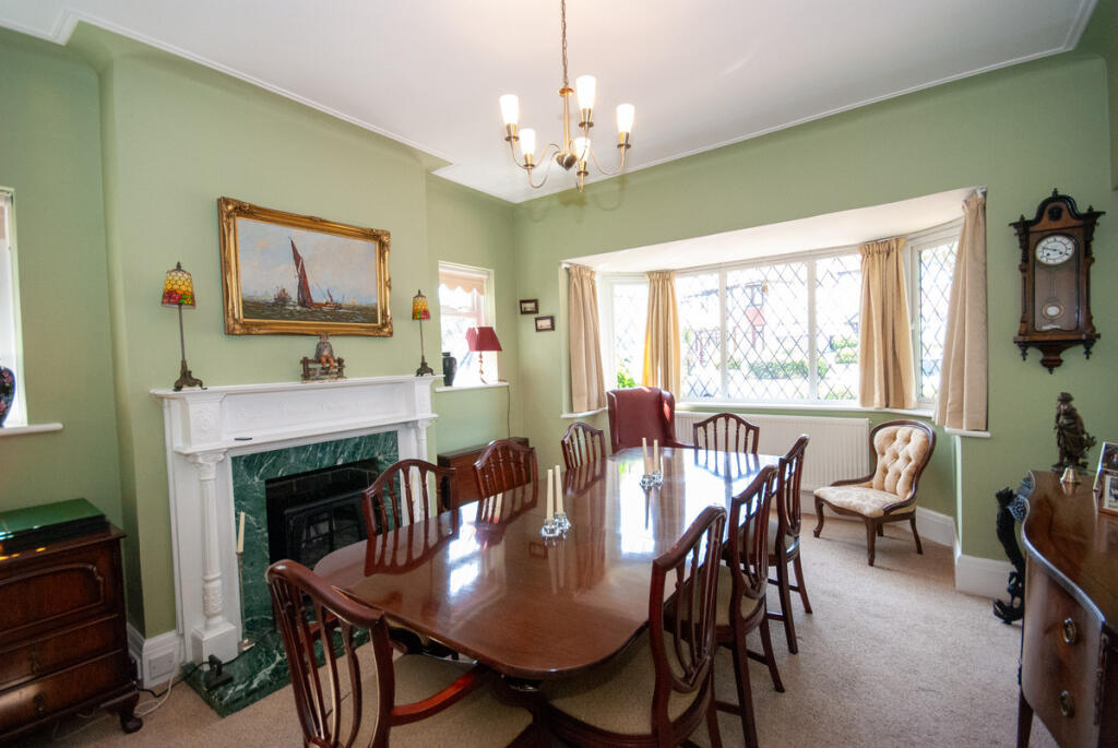 The Ridgeway, Westcliff-on-sea, SS0 8 photo 4