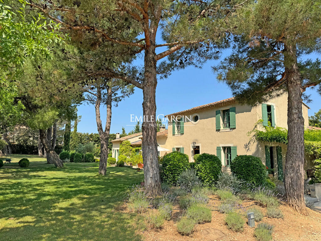 Main image of property: Provence-Alps-Cote d`Azur, Bouches-du-Rhône, Eygalières