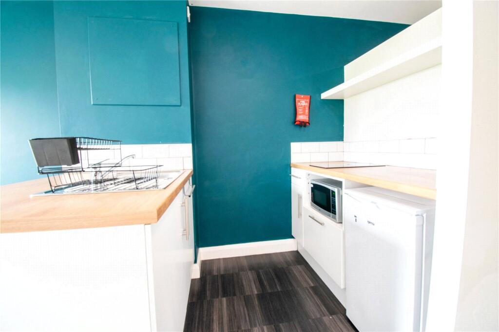 Apartment in Liverpool - View 5