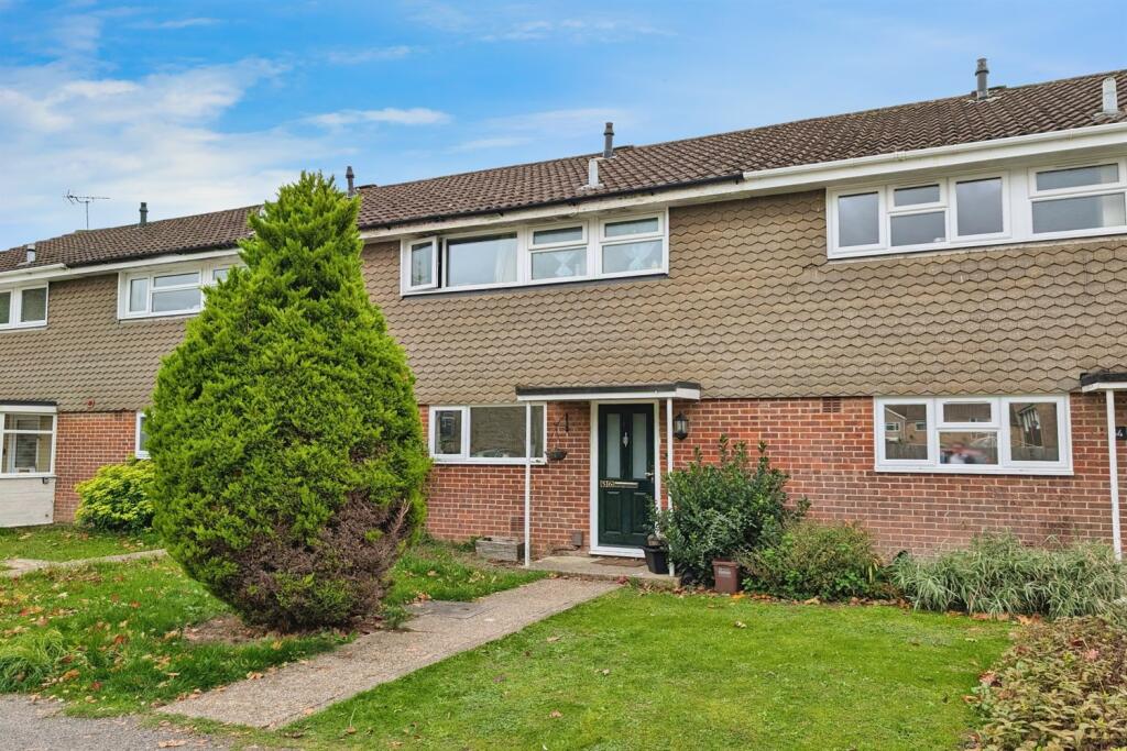 Main image of property: Selbourne Drive, SO50