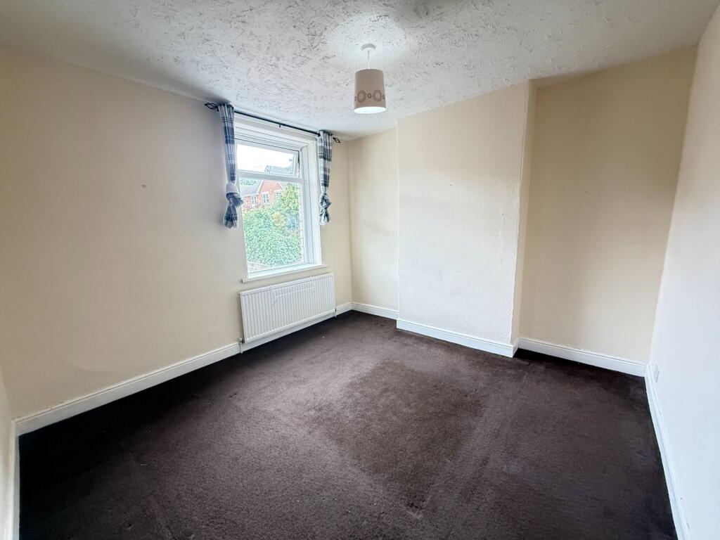 House in Barnsley, South Yorkshire - More