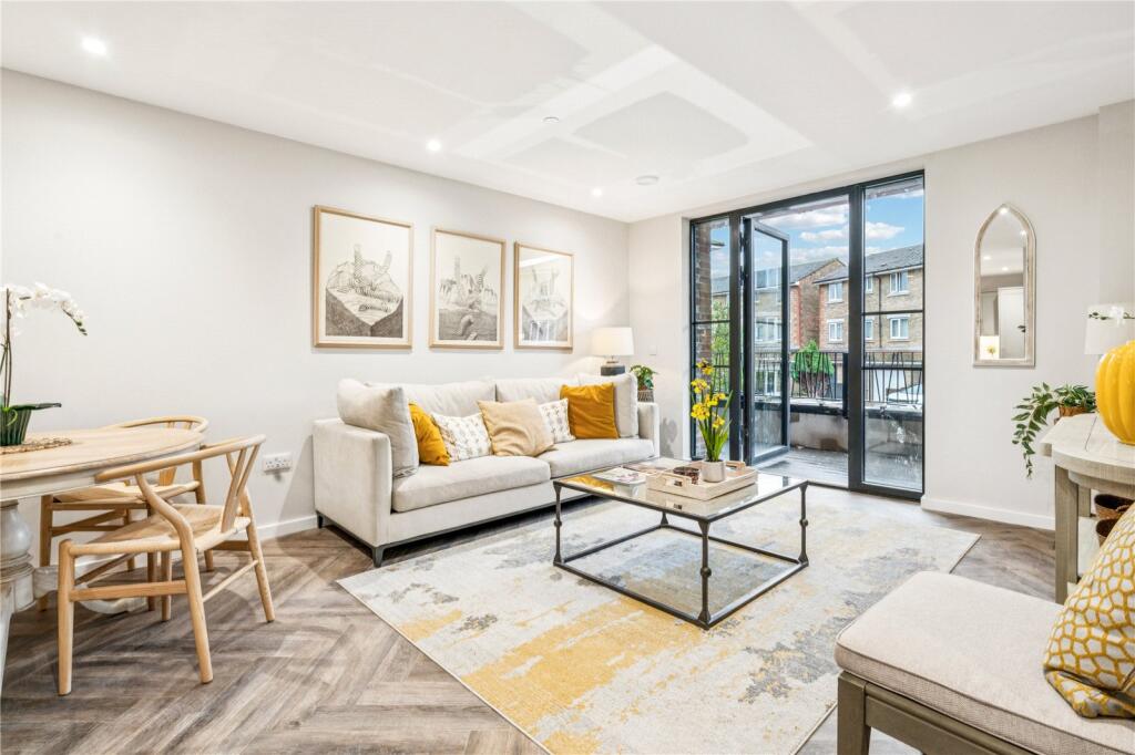 Main image of property: Fallsbrook Road, SW16