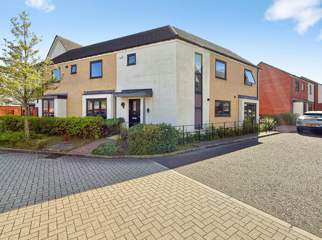 Main image of property: Elemore Close, Newcastle Upon Tyne, NE13 9BW