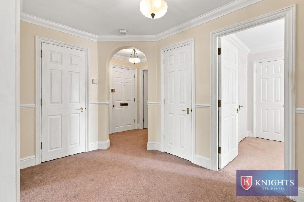 Apartment in Enfield - View 2