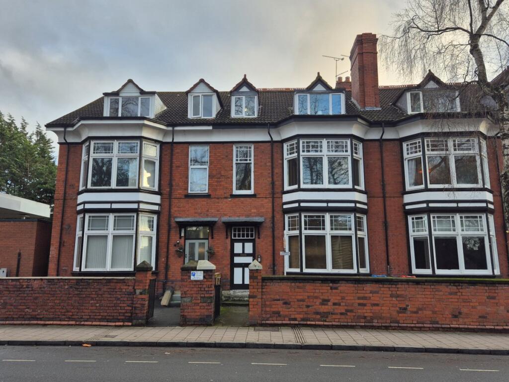 Main image of property: 25 Hoole Road, Chester