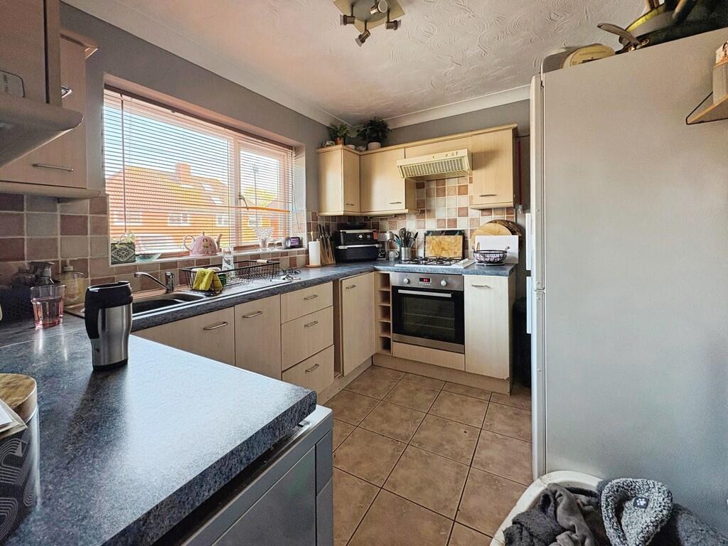 Seaton Road, Yeovil - View 5