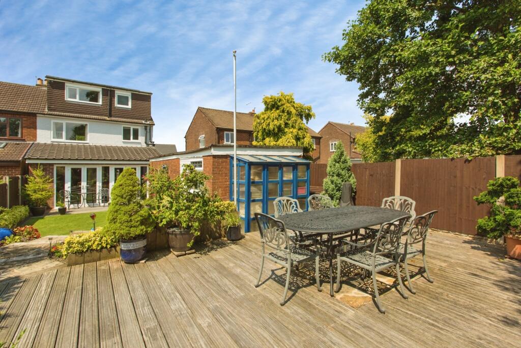 House in South Ribble, Coupe Green - More