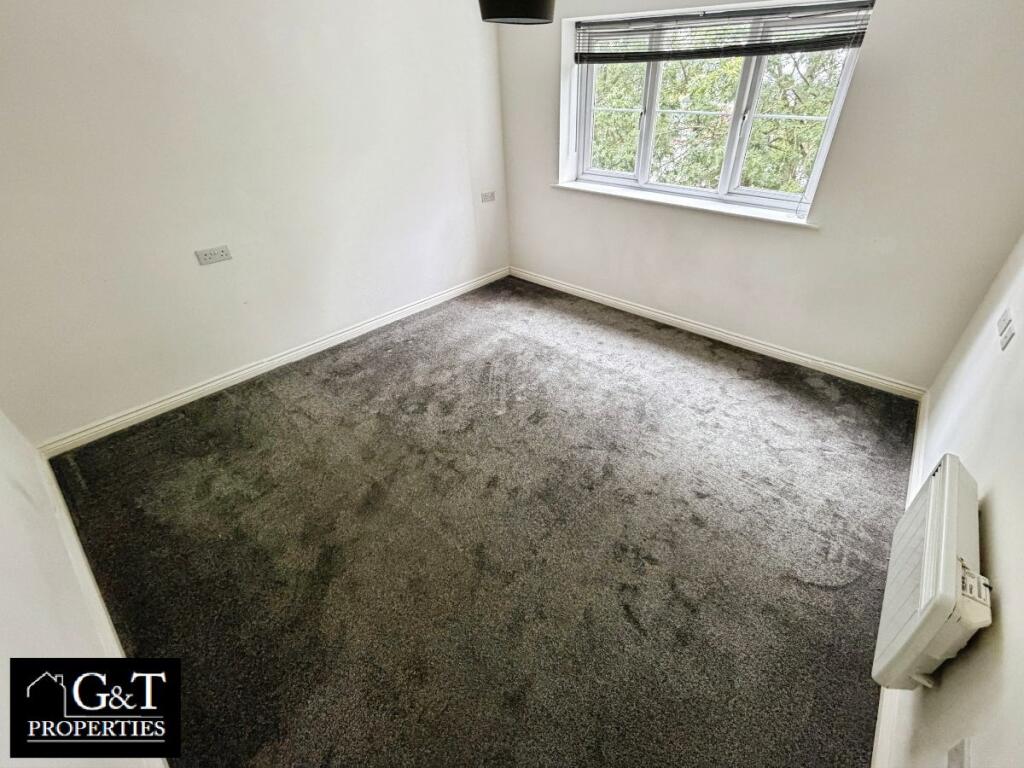 Apartment in Sandwell, Balls Hill - View 3