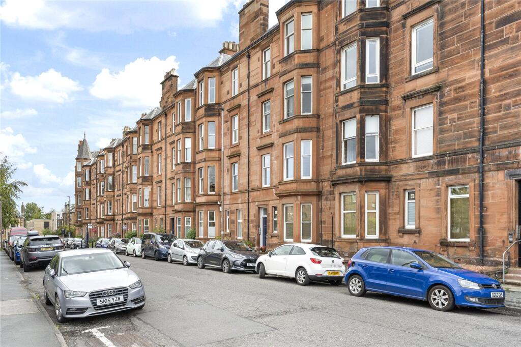 Main image of property: 16/4 West Saville Terrace, Blackford, Edinburgh, EH9 3DZ