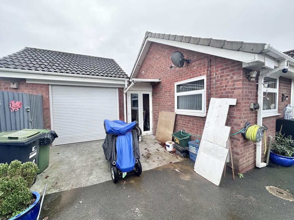 Keats Road, Caldicot, Mon. NP26 4LH photo 4
