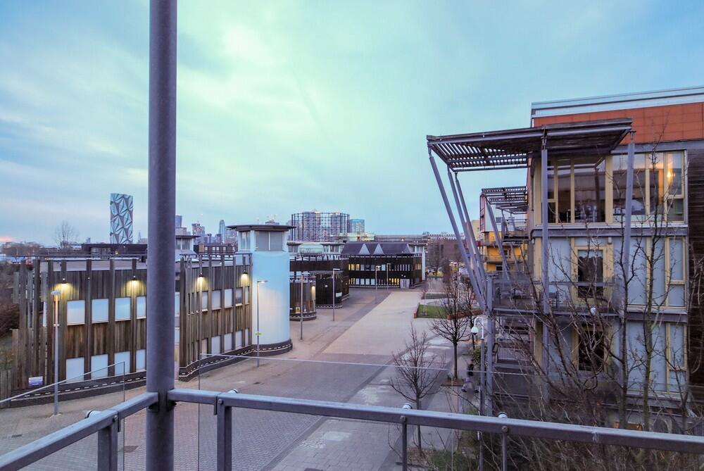 Apartment in London - More