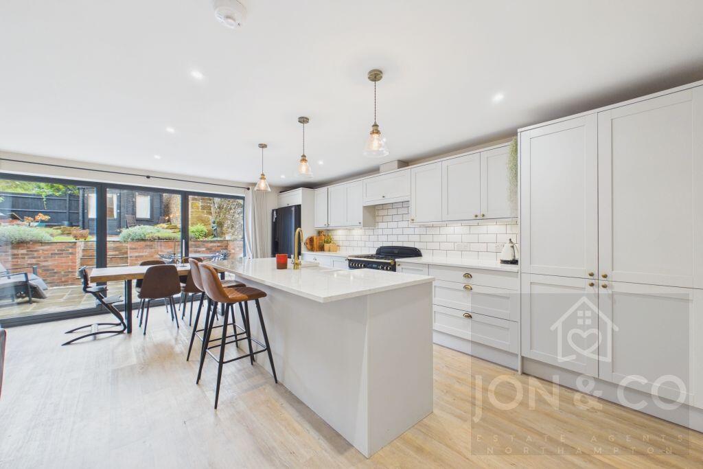 House in Northampton - View 2