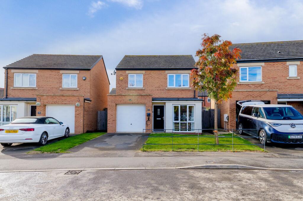 3-bed detached on Highfield Place, Killingworth Village, NE12, £280,000
