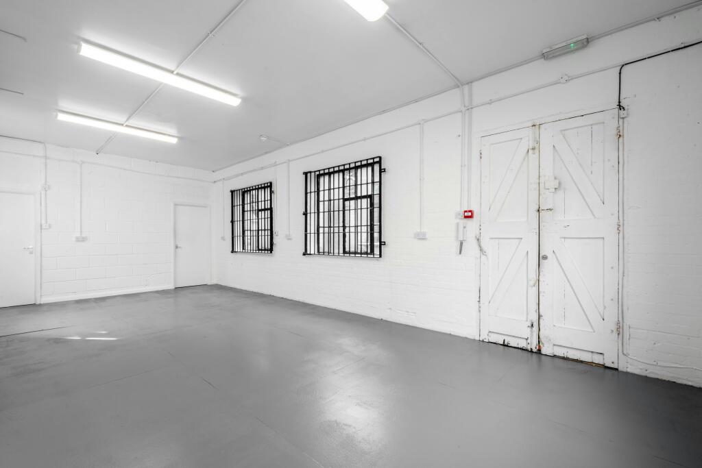 Brick Lane 160G NEW - Low Res 7.jpg