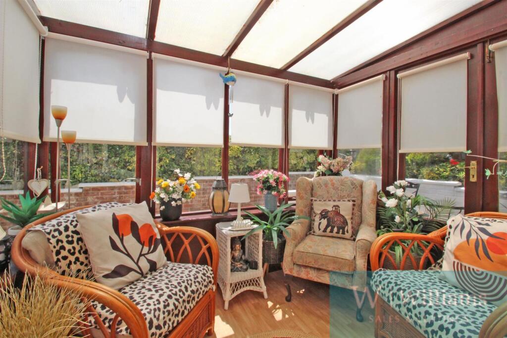 House in Wootton, Isle of Wight - More