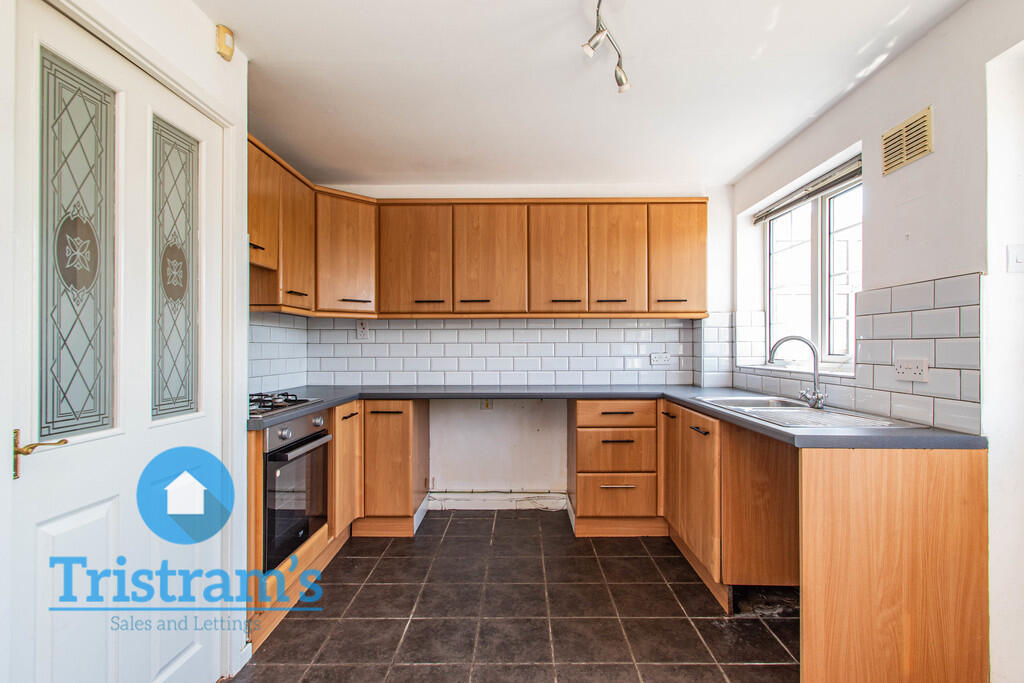 Gleneagles Drive, Arnold - View 3