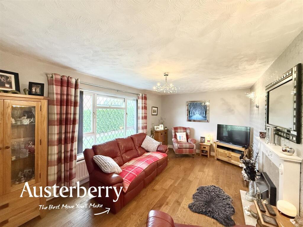 House in Stoke-on-Trent - View 4