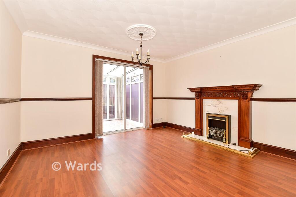 3-bed terraced on Snipe Close, Pembury, Tunbridge Wells, Kent, £350,000