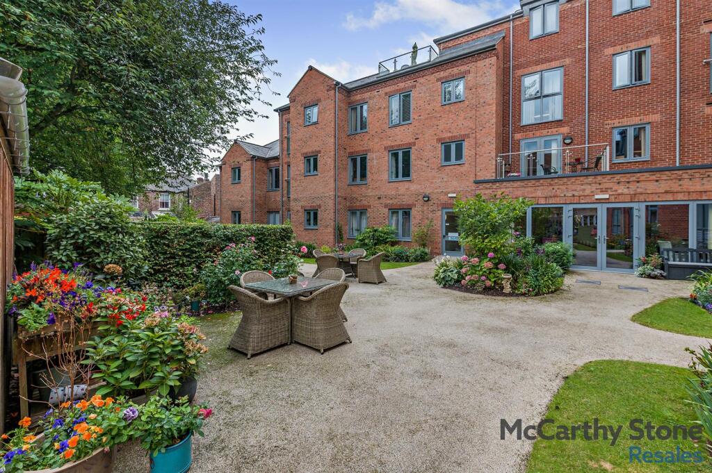 Main image of property: Bishophill Junior, York