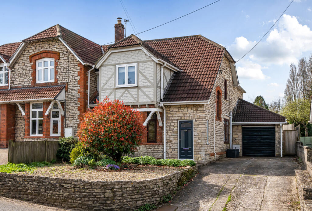 Main image of property: Silver Street, Midsomer Norton, Radstock, Somerset, BA3