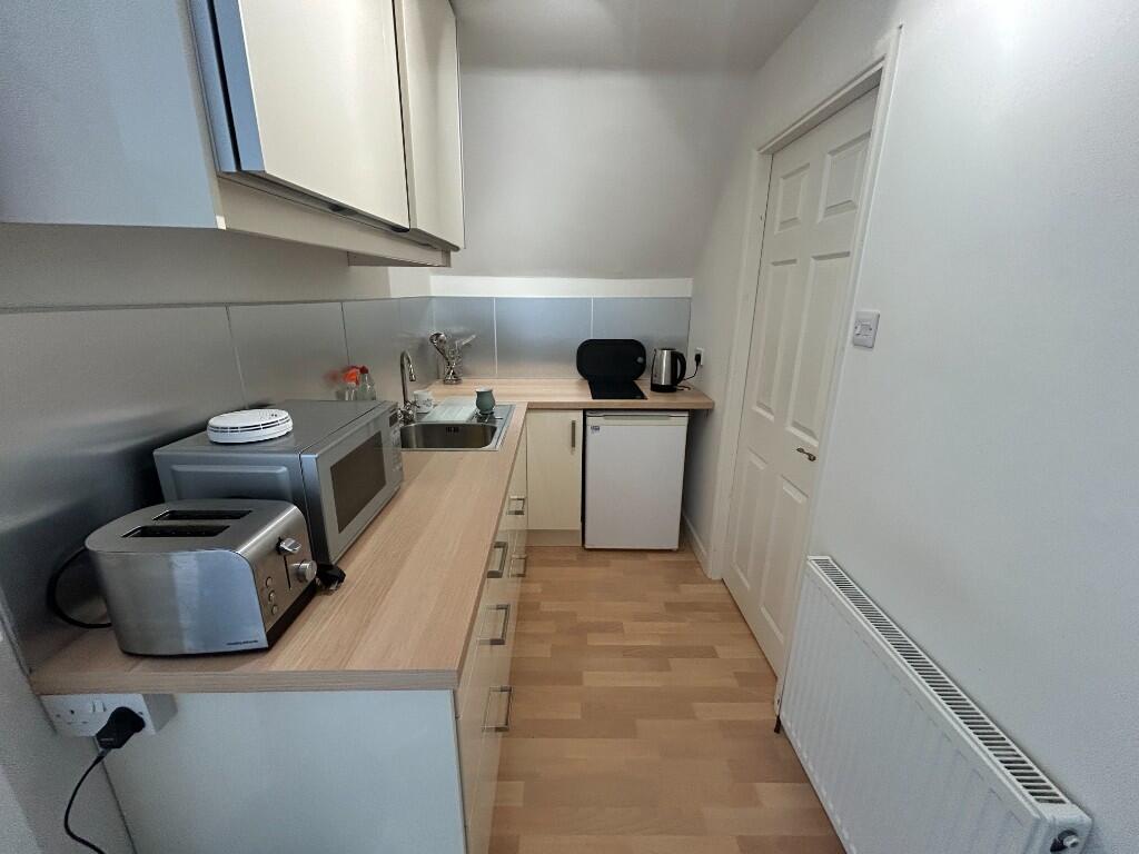 Additional image 4 of The Annexe, Shadow Brook Lane, B92 0DQ