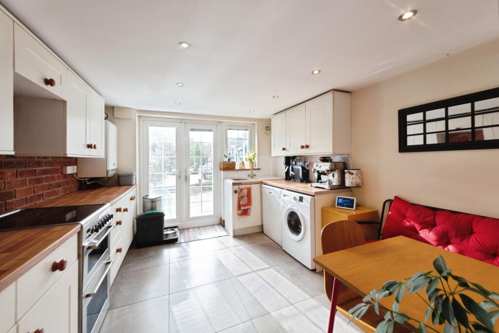 House in Gosport, Anglesey, Clayhall - View 5