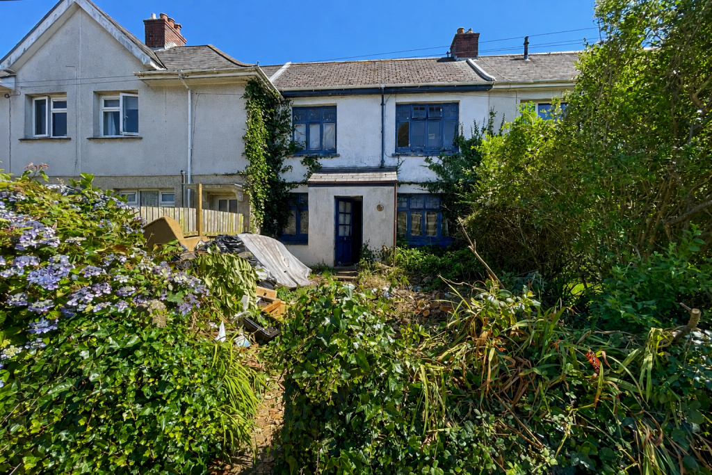 Main image of property: 5 The Glebe, Camborne, TR14 7ER