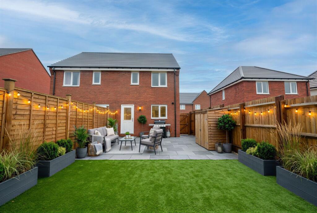 Additional image 23 of Stuart Place, Alcester Park, Alcester, B49