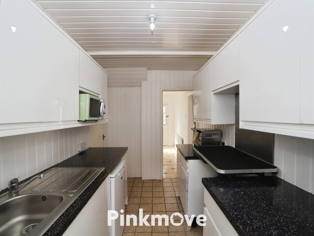 House in Risca - View 5