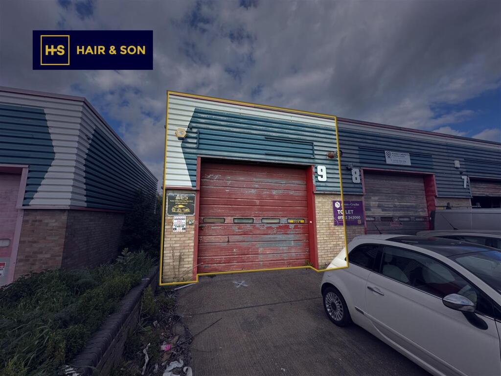 Main image of property: 9 Farriers Way