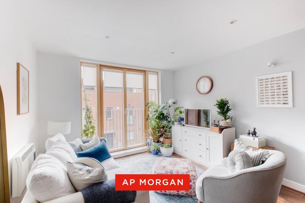 Main image of property: Ascote Lane, Dickens Heath, Solihull, West Midlands, B90