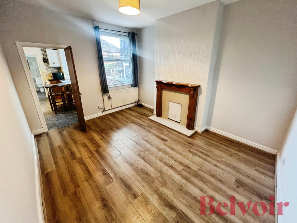 House in Stoke-on-Trent - View 4