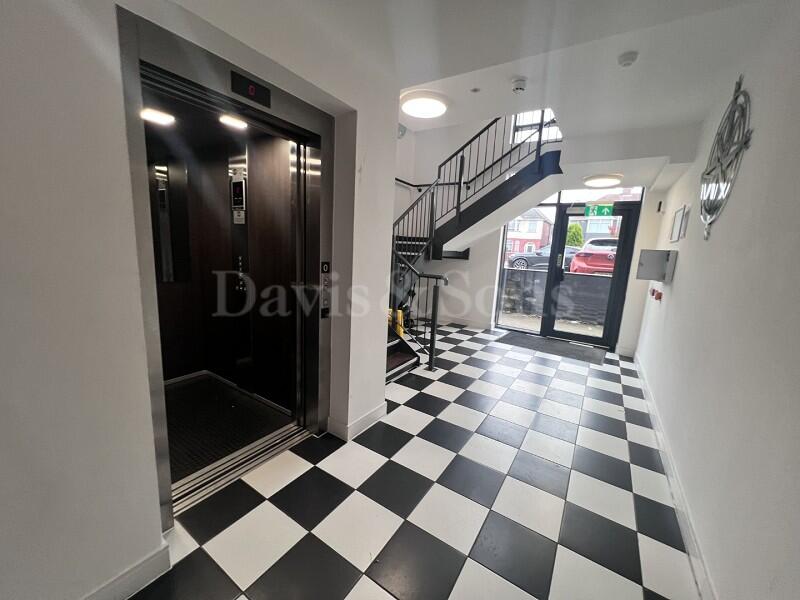Westpoint View, Cardiff Road, Newport. NP20 3AG photo 4