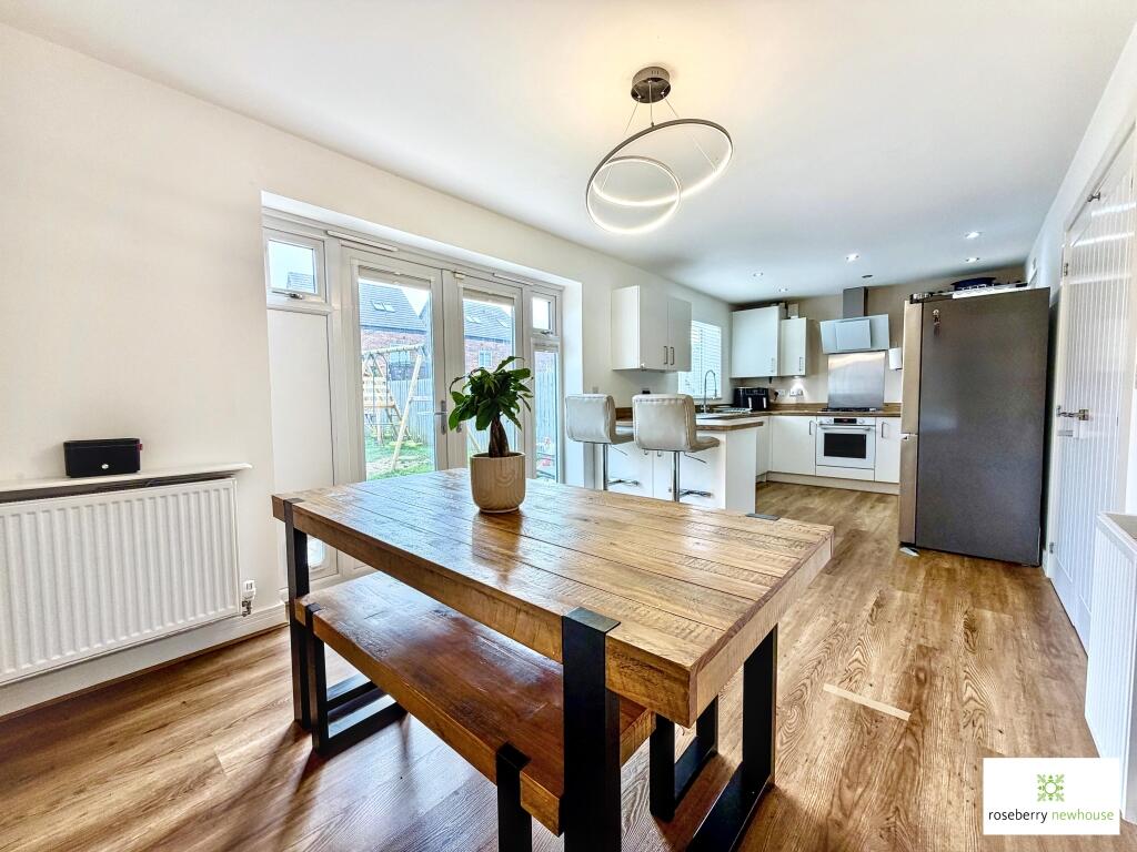 House in Stockton-on-Tees - More