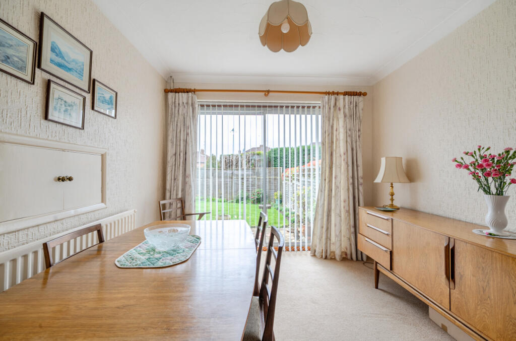 House in Reading, Lower Earley, Earley - More
