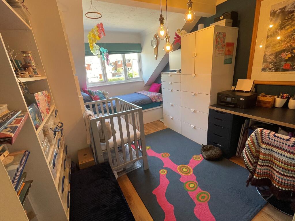 House in New Forest, Hollybank, Hythe and Dibden - More