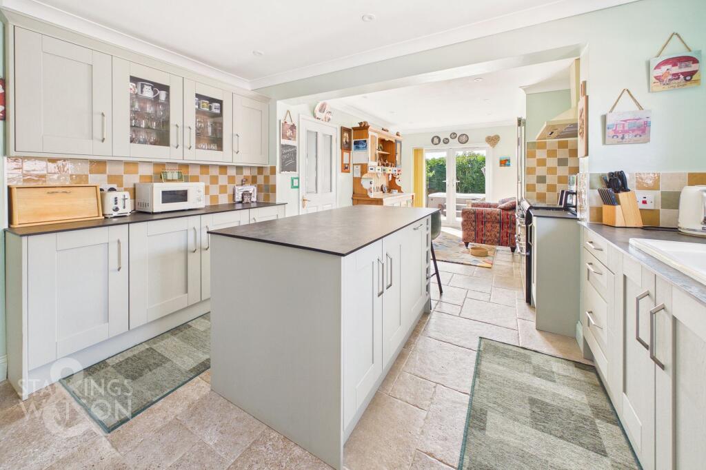House in South Norfolk, New Costessey, Costessey - More