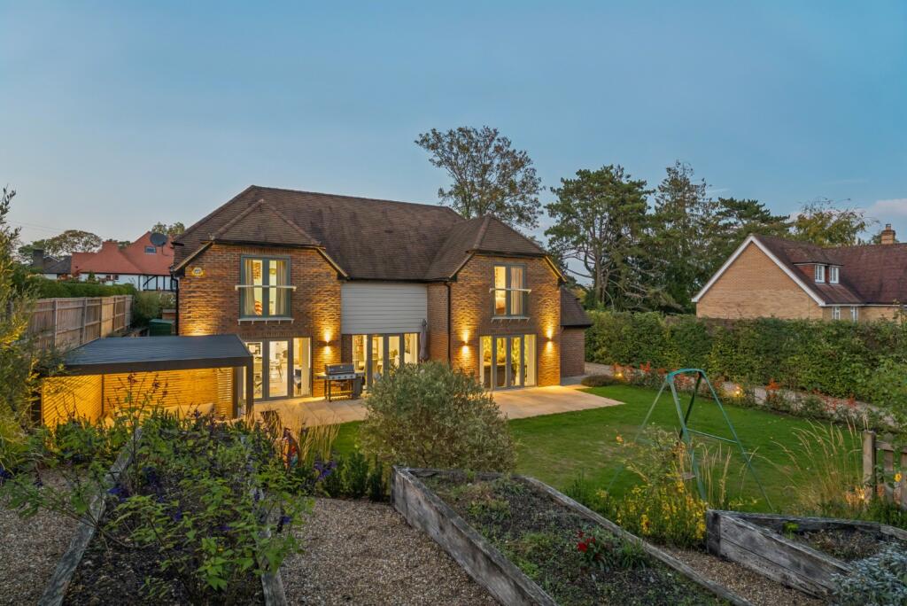 House in Streatley, West Berkshire - View 3