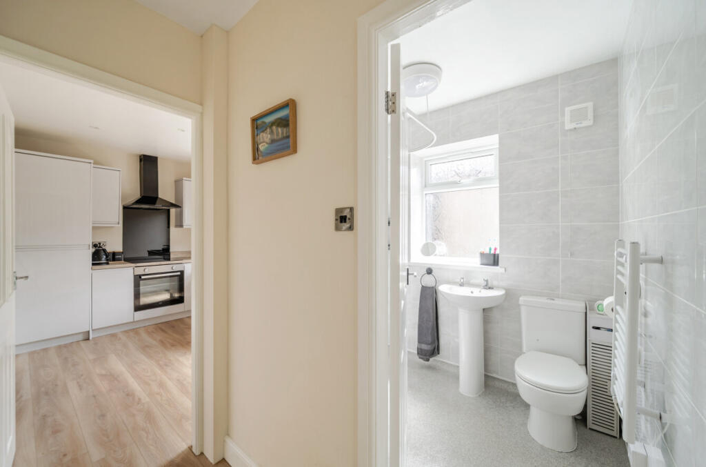House in Leeds, Hillfoot, Stanningley - View 4