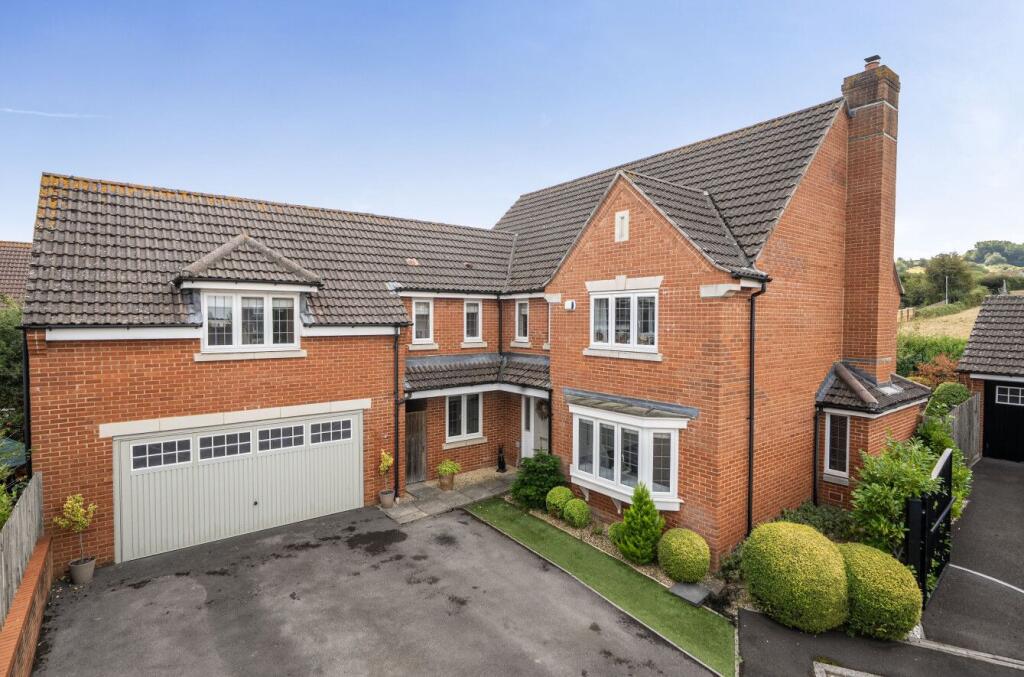 Main image of property: Watts Corner, Glastonbury, BA6