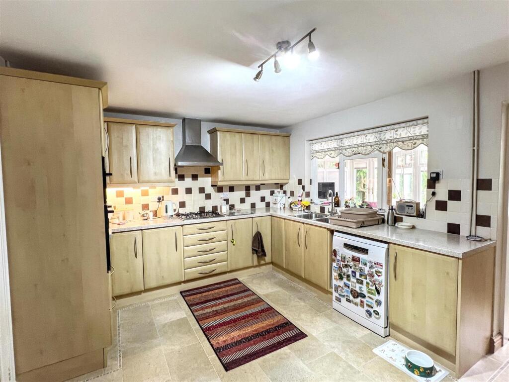 House in Northampton - View 4