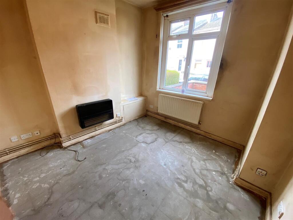 Apartment in Coventry - View 4