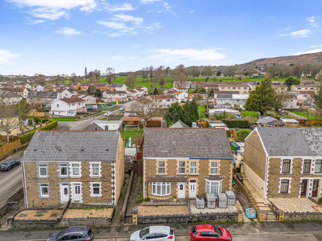 3-bed semi-detached on Pale Road, Neath, SA10 6BW, £195,000