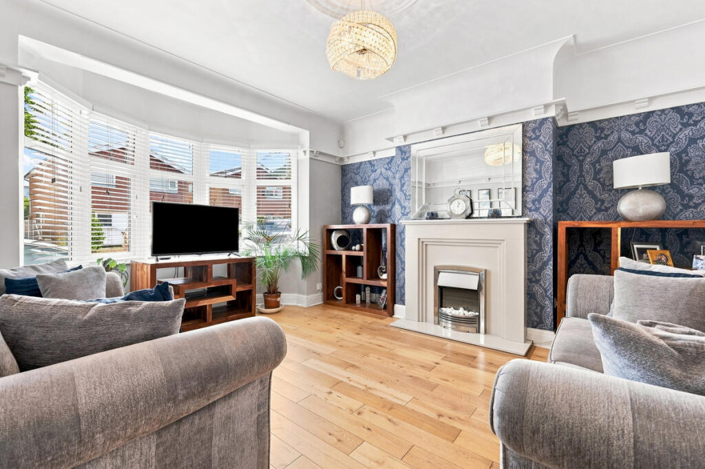 House in Southend-on-Sea - View 5