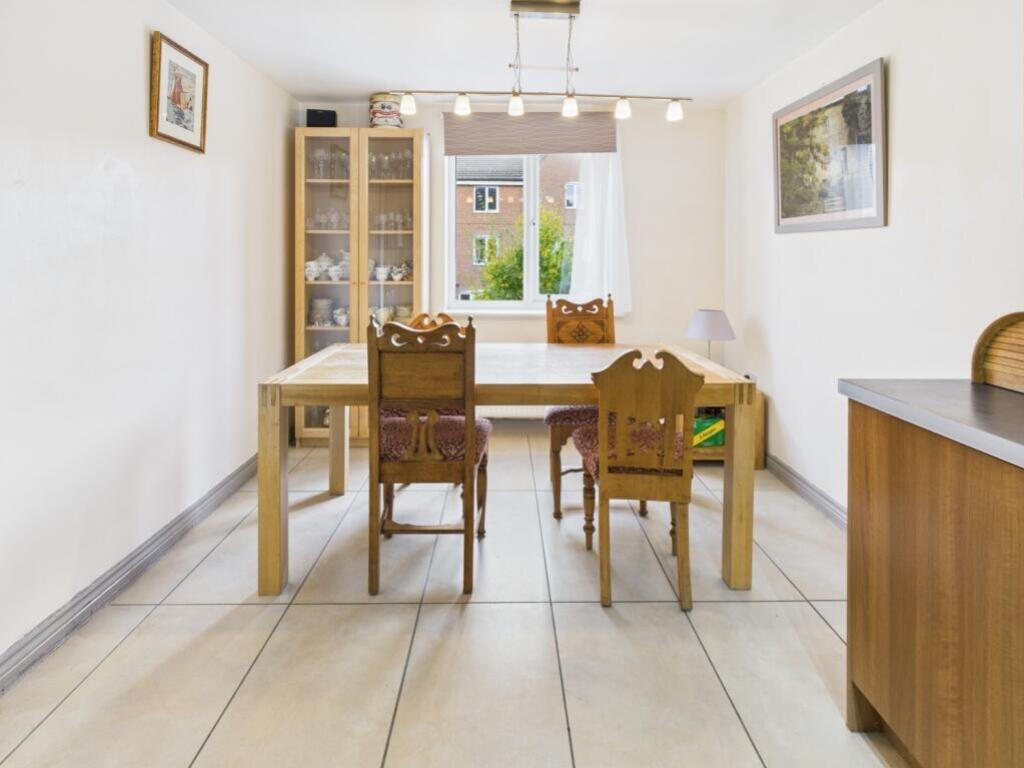 Additional image 7 of 2 Hutton Close, Thornbury, Bradford