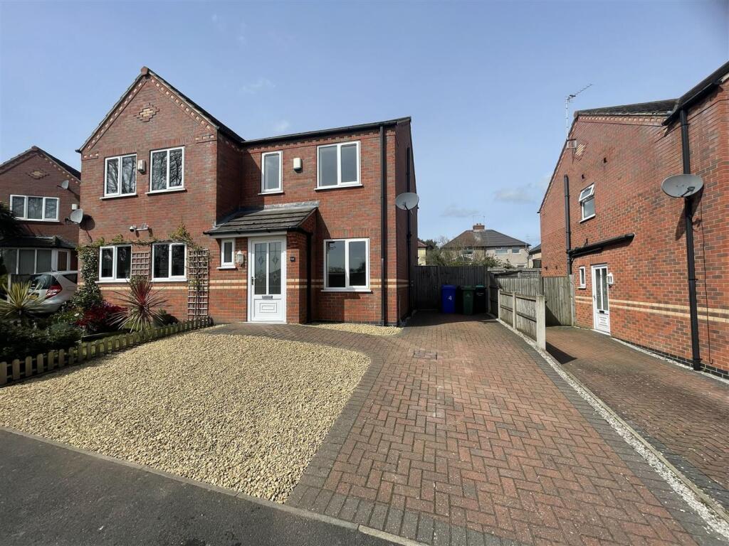 Main image of property: Amber Grove, Forest Town, Mansfield