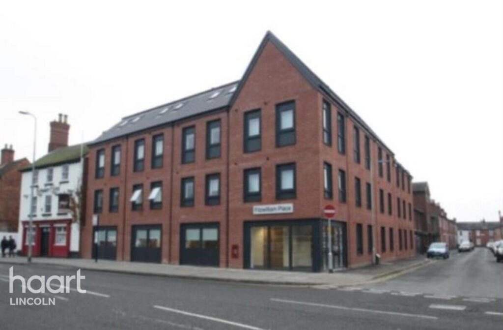 Main image of property: 13 High Street, Lincoln