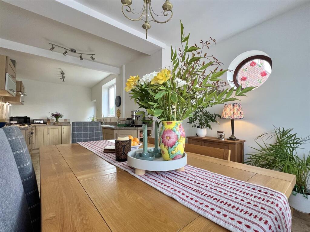 House in Bromsgrove, Hagley - View 5